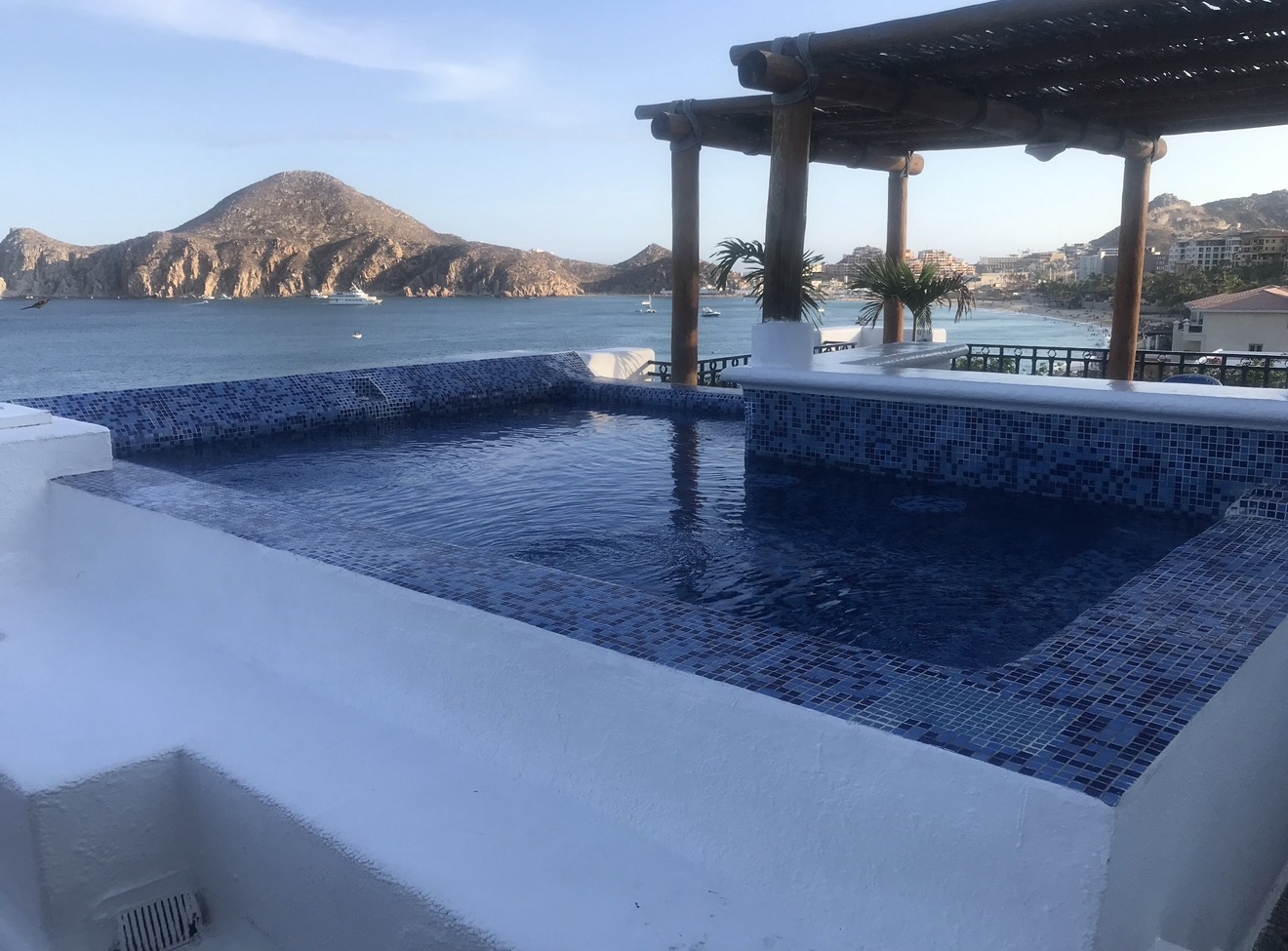 Pueblo Bonito Blanco all inclusive dining with ocean views at Cabo San Lucas resort