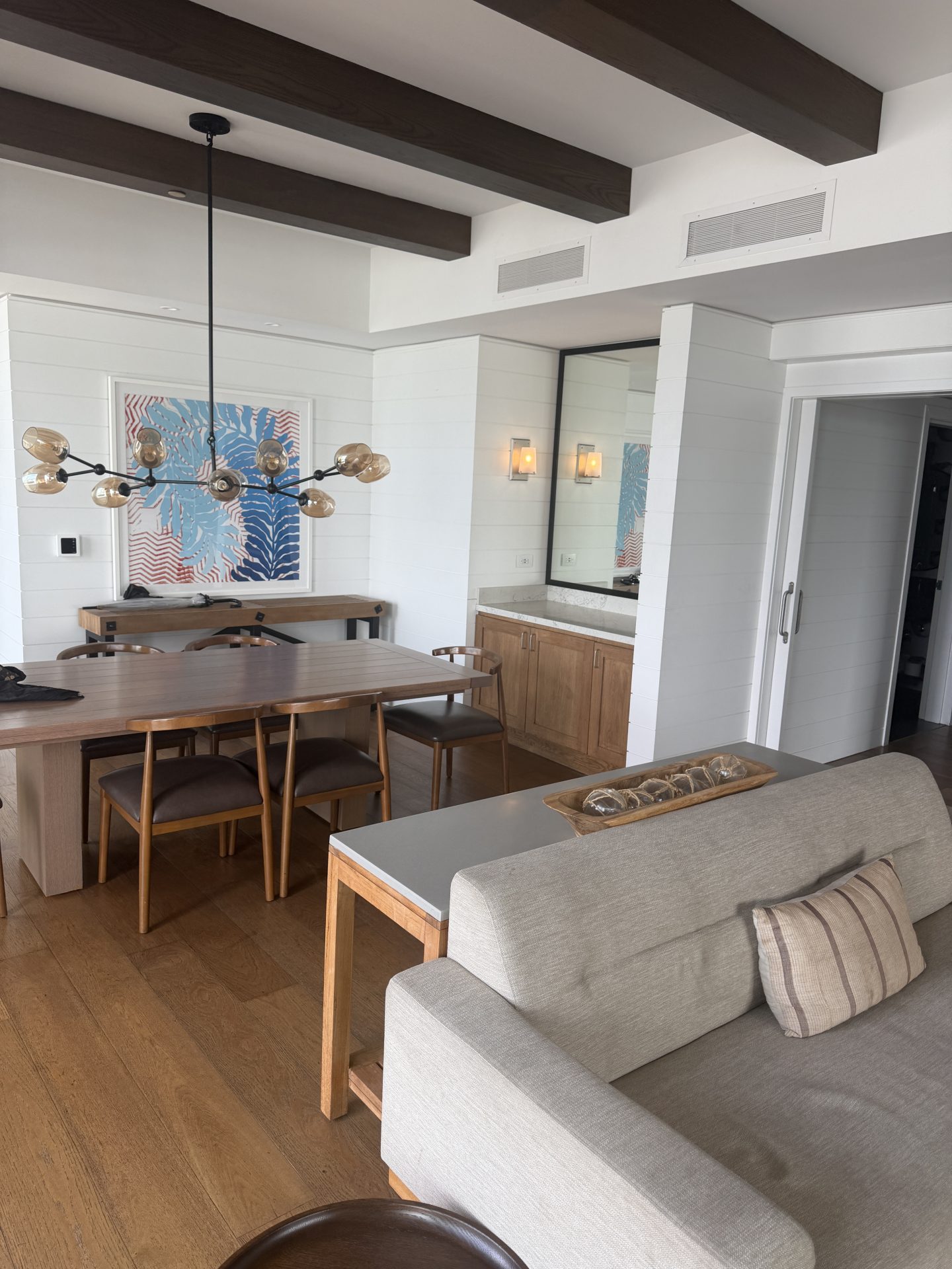 Oceanfront stay in the Estate Suite at The Seabird